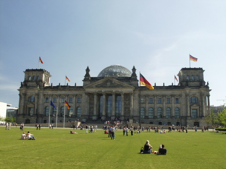 Berlin-Reichstagsgebaeude-P4281796.JPG