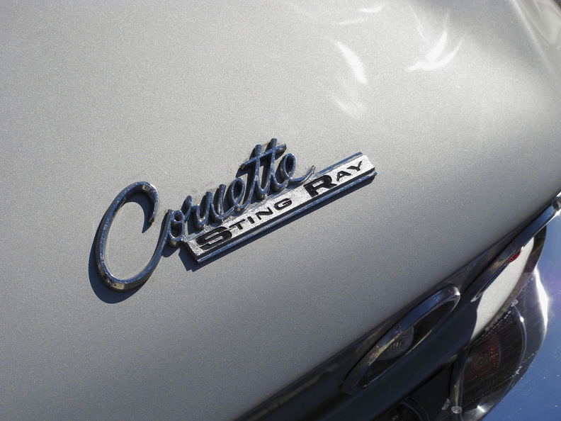 Chevrolet-Corvette-Stingray.JPG